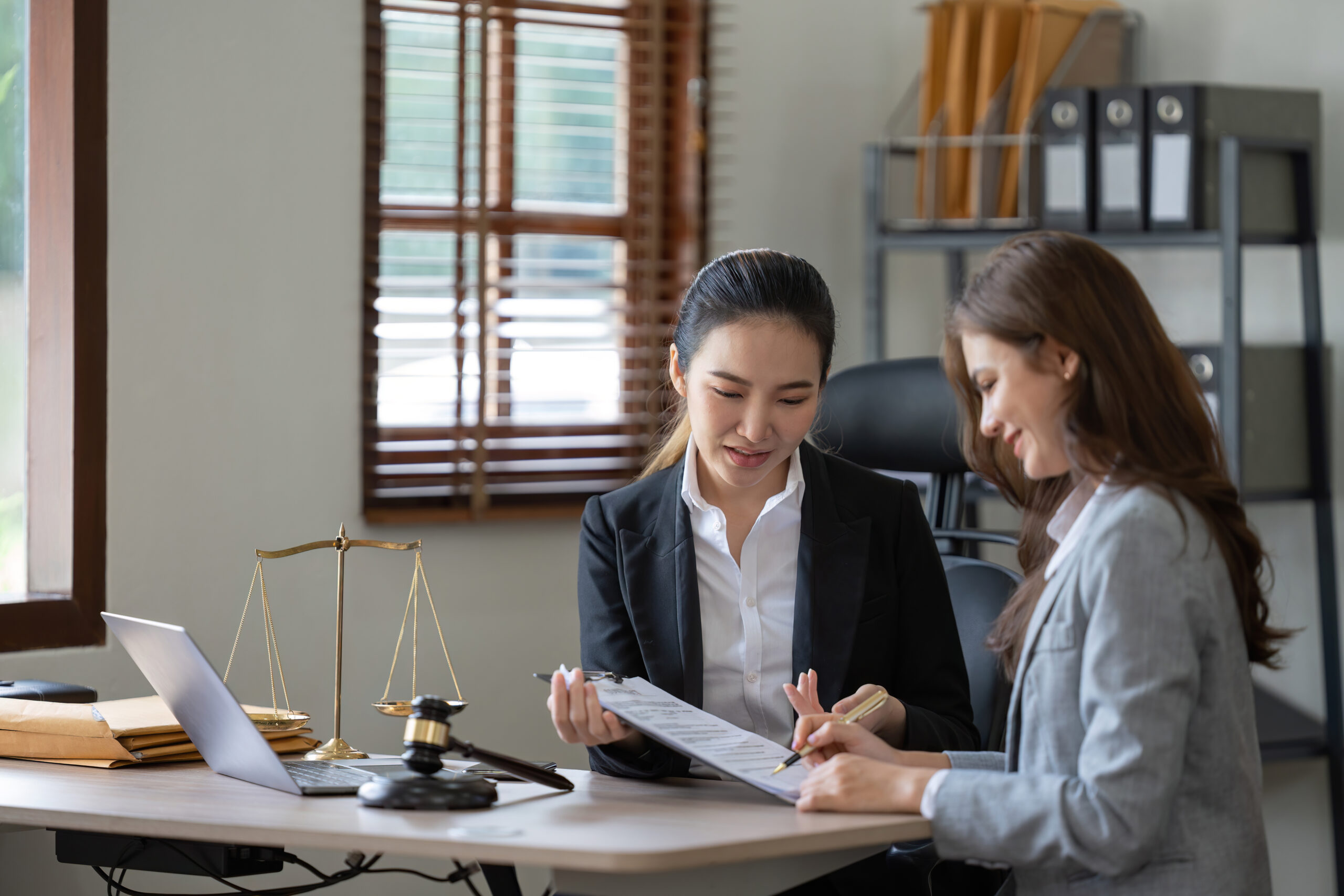 Business compliance lawyer in Inverness FL advising company on legal requirements