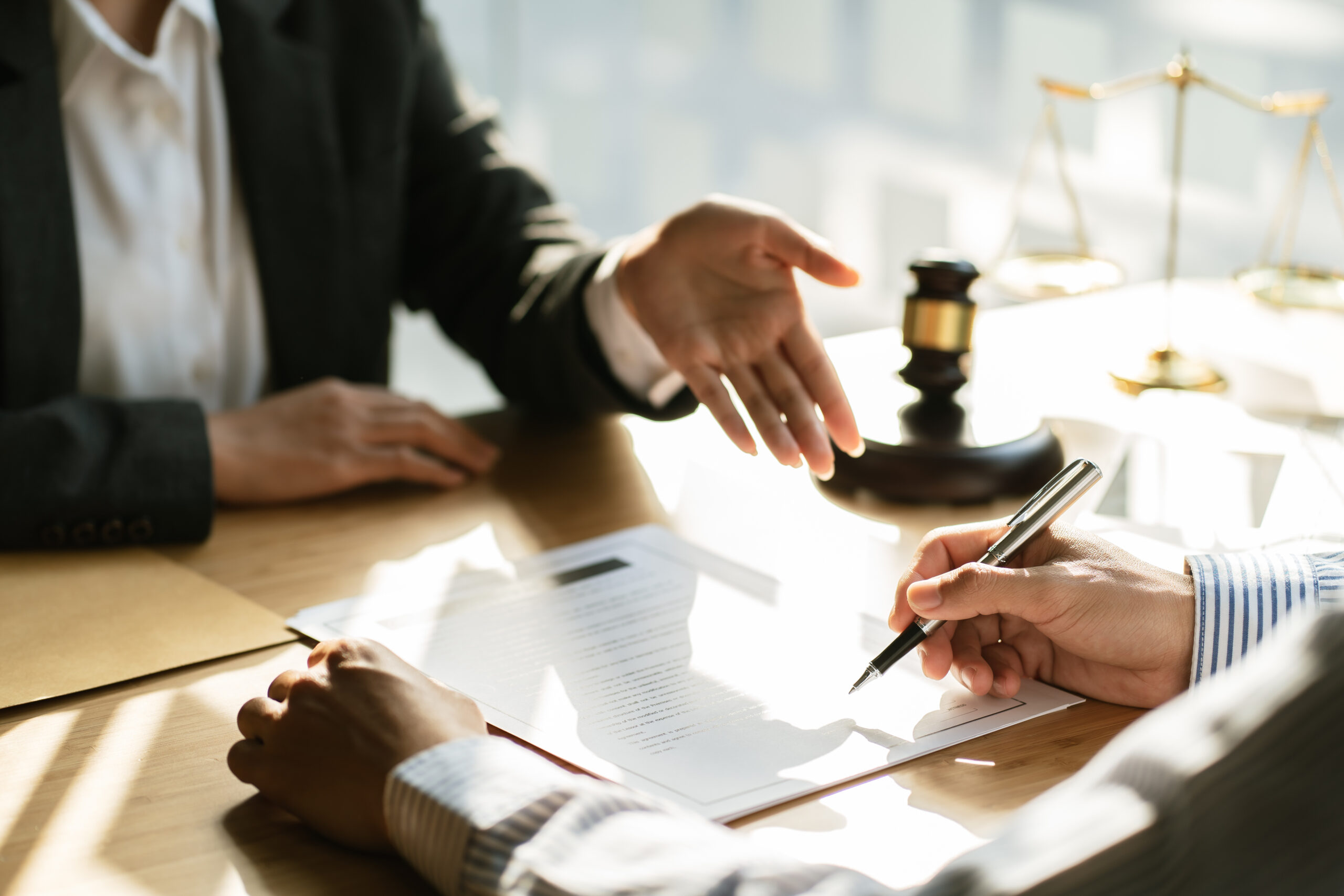Hiring a lawyer vs self representation decision in Florida legal case